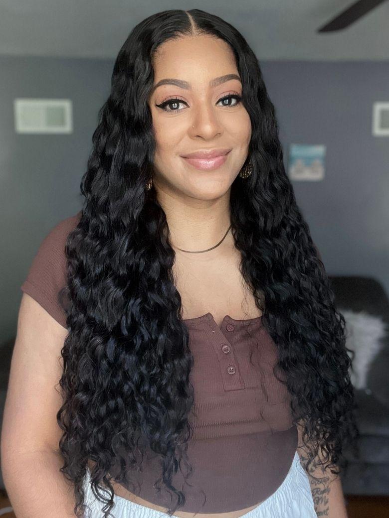 A model displays the UNice Loose Deep Wave Human Hair 3 Pcs Bundles, showing a model with long black hair and a brown top and deep wave texture, bundle fullness.